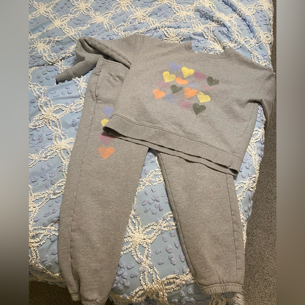 Pact Gray Sweats/Joggers & Sweatshirt with Hearts
